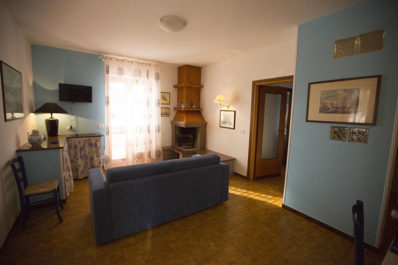 Appartamento In Villa Valentini, Fronte Mare, Giardino E Parcheggio Privato, Wifi, Dotato Di Tutti I Confort, Nel Golfo Di Gaeta Минтурно Екстериор снимка